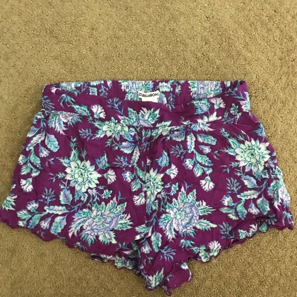Billabong floral flowy shorts